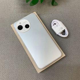 新品同様 AQUOS Sense9 SH-53E 128GB ホワイト ドコモ版 SIMフリー