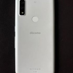 【美品】docomo arrows F-51B ホワイト「フィルム、ケース付」