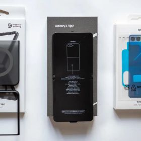 【国内公式SIMフリー・残債なし】Galaxy Z Flip7 256GB