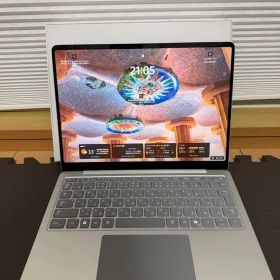 Surface Laptop 13インチ Snapdragon X Plus