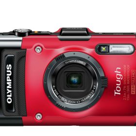 【中古】【非常に良い】OLYMPUS デジタルカメラ STYLUS TG-3 Tough レッド 1600万画素CMOS F2.0 15m防水 100kgf耐荷重 GPS+電子コンパス&内蔵Wi-Fi TG-3 RED