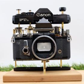 Canon FTb QL 35mm Film Black SLR Artistic Brass Skeleton キャノン FTb QL 35mm フィルム一眼レフ ブラック 真鍮スケルトンカスタム