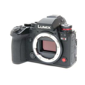 【中古品】 《美品》 Panasonic LUMIX S1RII ボディ DC-S1RM2 [ デジタルカメラ ]