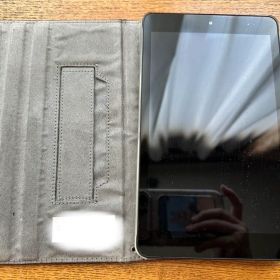 au Qua tab QZ8 KYT32 タブレット 動作未確認