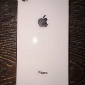 Apple iPhone 8 64GB 本体