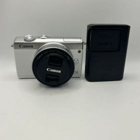 Canon EOS M200 キット EF-M 22mm F2 STM ホワイト