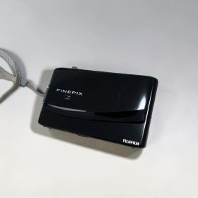 動作品 FUJIFILM Z950EXR FinePix デジタルカメラ