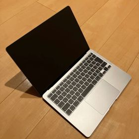 【美品】MacBook Air13インチ メモリ8GB ストレージ256GB