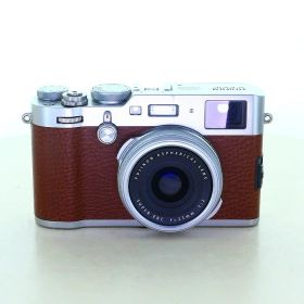 【中古】 (フジフイルム) FUJIFILM X100F ブラウン【中古カメラ コンパクトデジカメ】 ランク：B