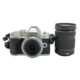 OLYMPUS オリンパス ミラーレス一眼 OM-D E-M10 Mark III レンズ2本付き