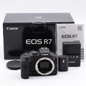 Canon EOS R7 ボディ ショット数 4000以下 極上品