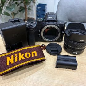 Nikon Z5/NIKKOR Z 24-50mm f/バッテリー/充電器一式