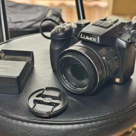 Panasonic LUMIX DMC-FZ200 本体