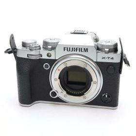 【中古品】 《良品》 FUJIFILM X-T4 ボディ シルバー 【トップカバー・液晶ヒンジ部部品交換/各部点検済】 [ デジタルカメラ ]