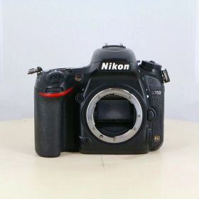 【中古】 (ニコン) Nikon D750 ボディ【中古カメラ デジタル一眼】 ランク：B