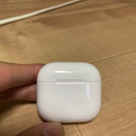 Apple AirPods 4