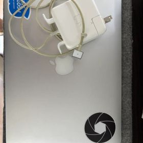 MacBook Pro Early 2015 13.3インチ 8GB 256GB
