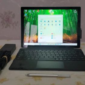 (訳アリ 美品) Surface Pro6 i5/8GB/256GB off