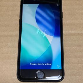 Apple iPhone SE 第3世代 64GB ミッドナイトおまけケース２個