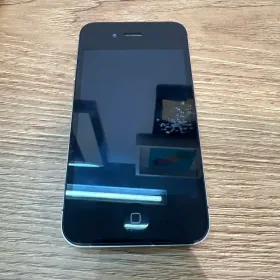 Apple iPhone 4 新品¥1,628 中古¥2,000 | 新品・中古のネット最安値