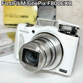FUJIFILM フジフィルム FinePix F800EXR ホワイト カメラ