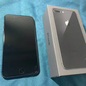 【初期化、SIMフリー】Apple iPhone 8 Plus 本体