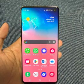 Samsung Galaxy S10 docomo 本体