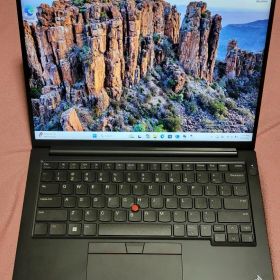レノボ ThinkPad E14 Gen 5 AMD タッチ スクリーン