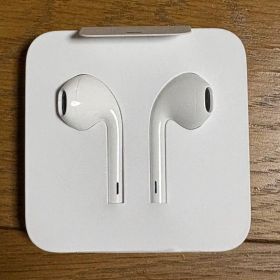 Apple EarPods with 3.5mm Plug