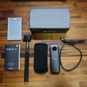 RICOH THETA V 360度カメラ・付属品