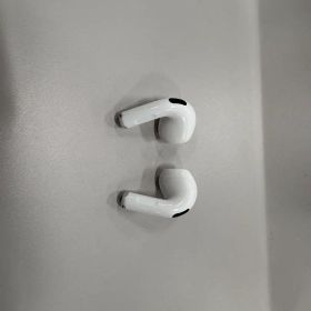 Apple AirPods 4
