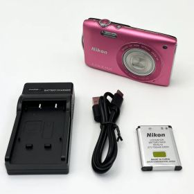 【訳あり】ニコン Nikon デジタルカメラ COOLPIX Style COOLPIX S3300 PK STRAWBERRY PINK [ストロベリーピンク]【中古】【良い】【20383788-0831088】
