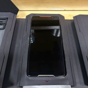 【最終値下げ】ASUS ROG Phone 本体 箱付き 即配送