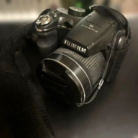 FUJIFILM finePix S3200 コンパクト デジタルカメラ