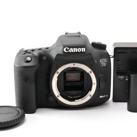【返品保証】美品｜Canon キヤノン EOS 7D Mark II ボディ《ショット数：4,976回》 #C260813-04