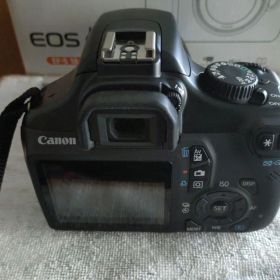 Canon EOS Kiss X50 デジタル一眼レフカメラ