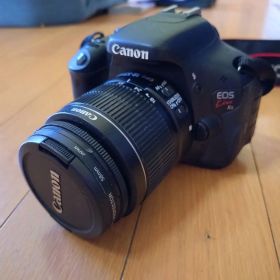 Canon EOS Kiss X5 本体 ダブルレンズキット イオスキス