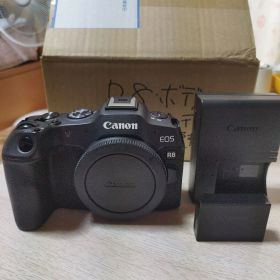 Canon EOS R8 ボディ
