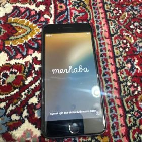 Apple iPhone se2 ブラック 本体