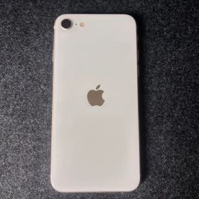 iPhone SE (第3世代) 64GB スターライト(イヤホン付き)