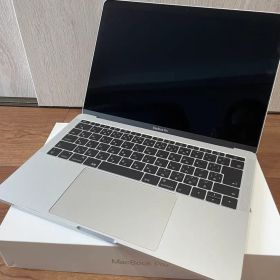 Apple MacBook Pro 2017 13-inch 本体 Silver