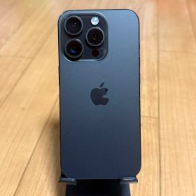 Apple iPhone 15 Pro 128GBブラックチタニウム