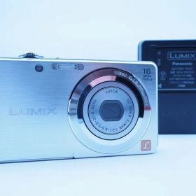 ✅動作確認済 Panasonic LUMIX DMC-FH5 シルバー #96
