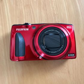 FUJIFILM FinePix F1000EXR レッド デジカメ
