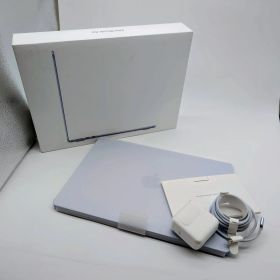 MacBook Air 13インチ M4 16GB 256GB 2025【美品】