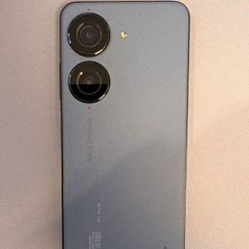 ASUS Zenfone 10 スターリーブルー