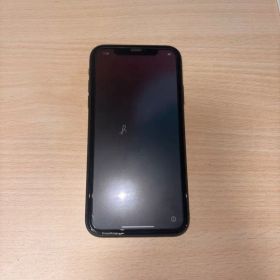 Apple iPhone 11 ブラック 本体