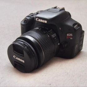 【Canon EOS Kiss X5】一眼レフカメラ