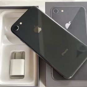 【連休価格】iPhone8 グレーSIMフリー 64GB バッテリー86%