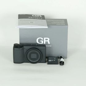 [美品 | シャッター数19回] RICOH GR IV Monochrome | コンパクトデジタルカメラ